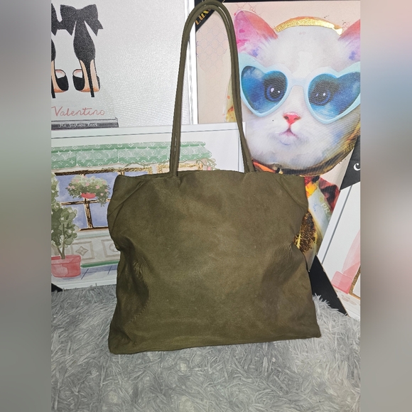Prada Olive 🫒 Green Large Nylon Bag (EUC)(SEE PICS) - Picture 8 of 8